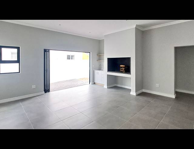 3 BEDROOM HOUSE FOR SALE IN SHELLEY POINT